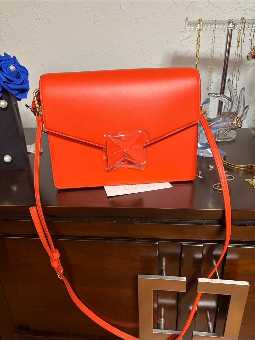 Mac Duggal Vibrant Orange Crossbody with Sculpted Geometric Clasp